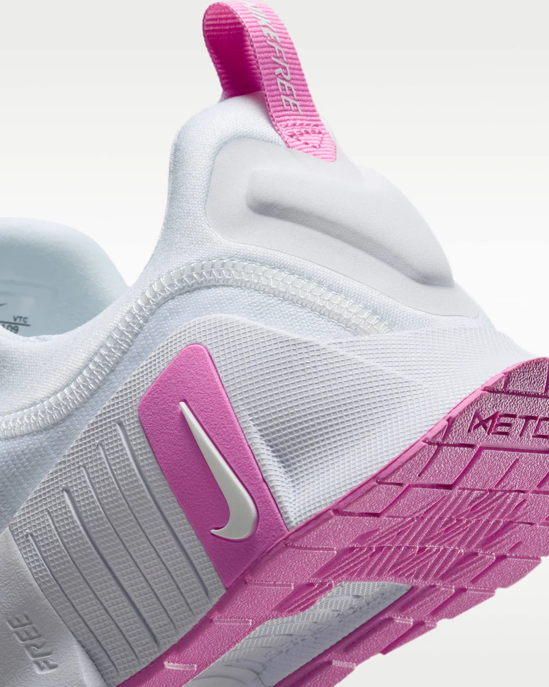 NIKE FREE METCON 6 ‘WHITE/PLAYFUL PINK’