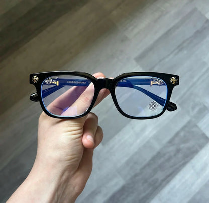 ♱𝕮𝖍𝖗𝖔𝖒𝖊 𝐠𝐥𝐚𝐬𝐬𝐞𝐬♱