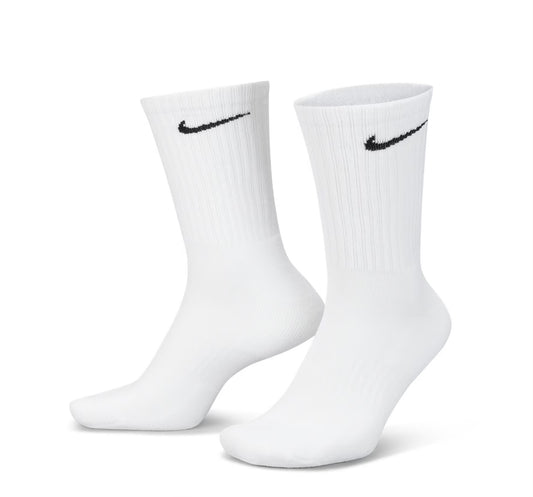 White Nike socks x3