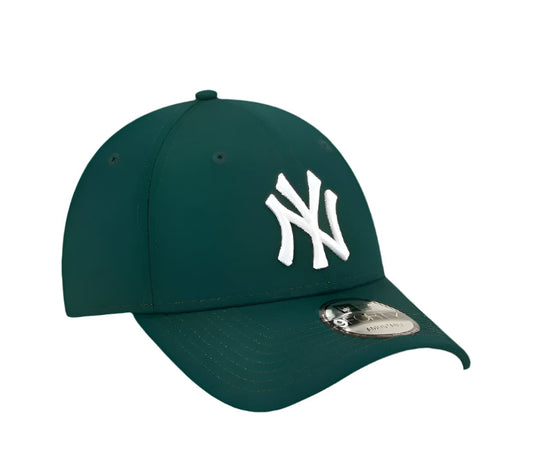 New York Yankees 9FORTY Womans League Essential Green Cap
