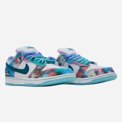 FUTURA LABORATORIES x NIKE DUNK LOW SB BLEACHED AQUA