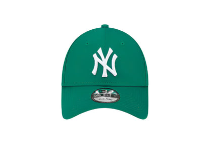 New York Yankees 9FORTY Womens League Essential Green Cap