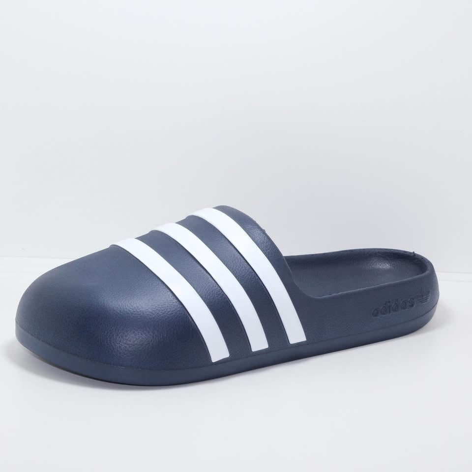 AdiFOM Adilette Casual Slides