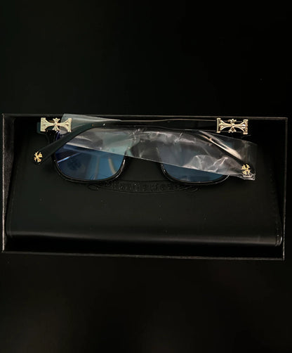 Chrome glasses - black & silver badges