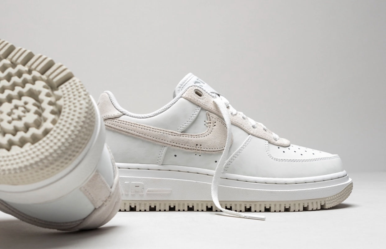 Air Force 1 Low Luxe sneakers