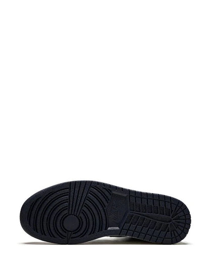 Jordan 1 Retro High OG "Obsidian/University Blue"