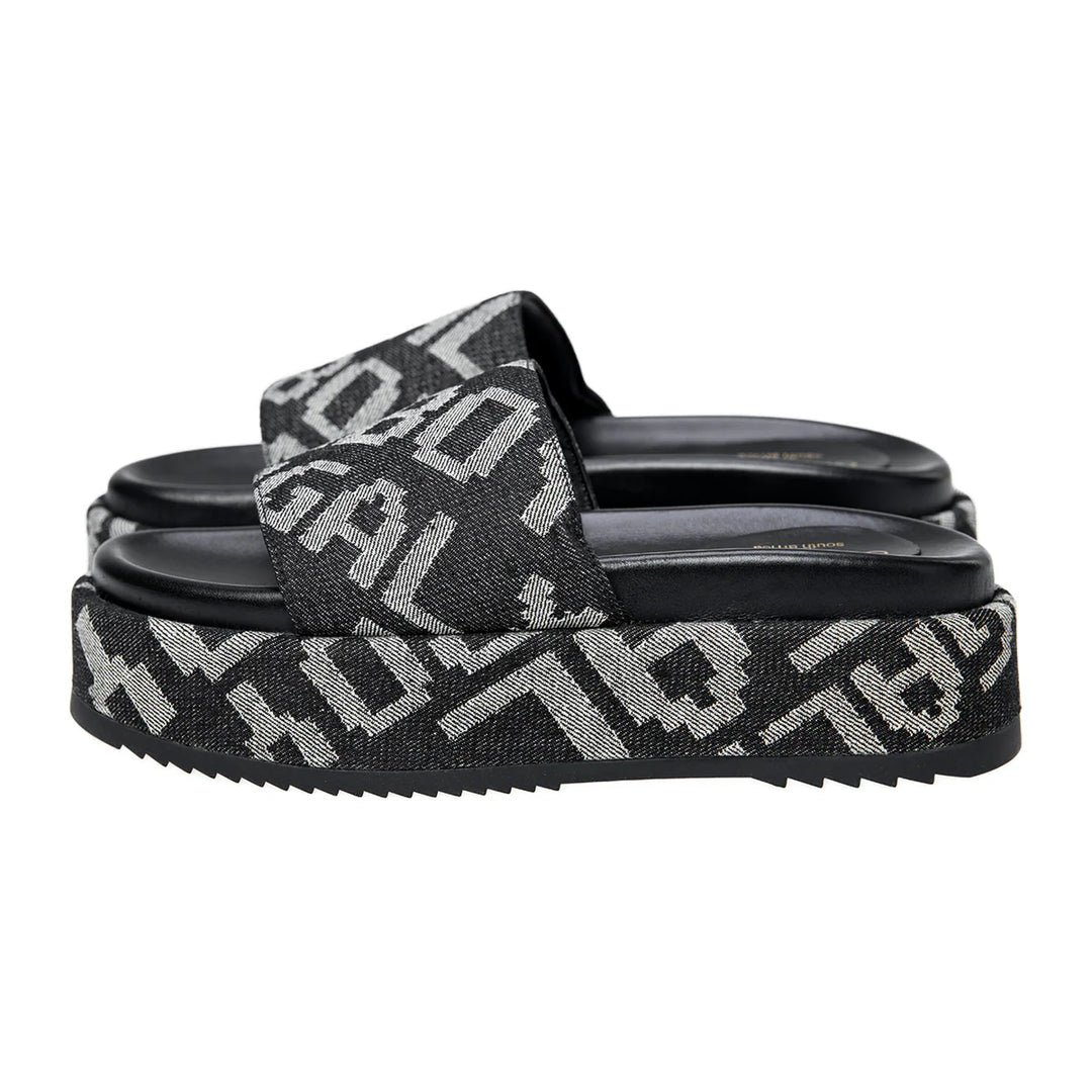 PLATFORM SANDAL
