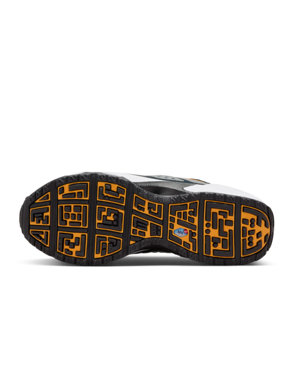 Nike Air Max Plus SNDR  “Canyon Gold”