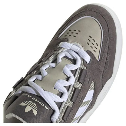 Originals Adi2000 trainers