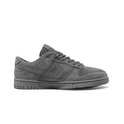SB Dunk Low Supreme – Dark Grey