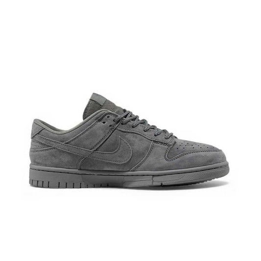 SB Dunk Low Supreme – Dark Grey