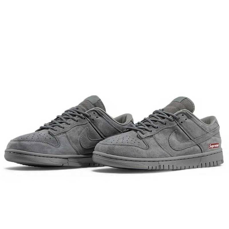 SB Dunk Low Supreme – Dark Grey