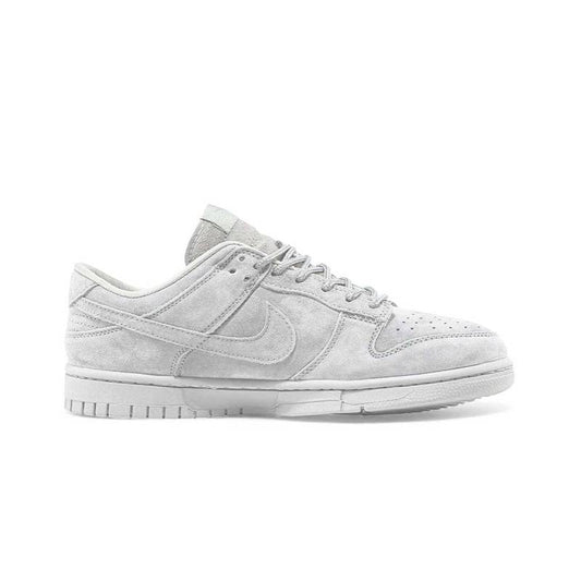 SB Dunk Low Supreme – Light grey
