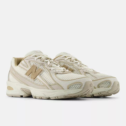 Unisex 740 shoes