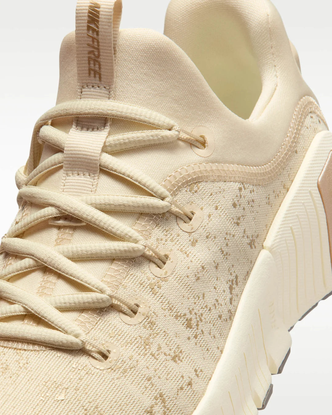 NIKE FREE METCON 6 ‘LIGHT KHAKI/COCONUT’