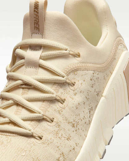 NIKE FREE METCON 6 ‘LIGHT KHAKI/COCONUT’