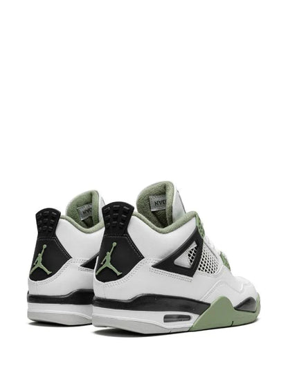 Jordan 4’s oil green
