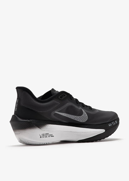Zoom Fly 6 running shoes