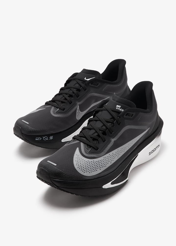 Zoom Fly 6 running shoes