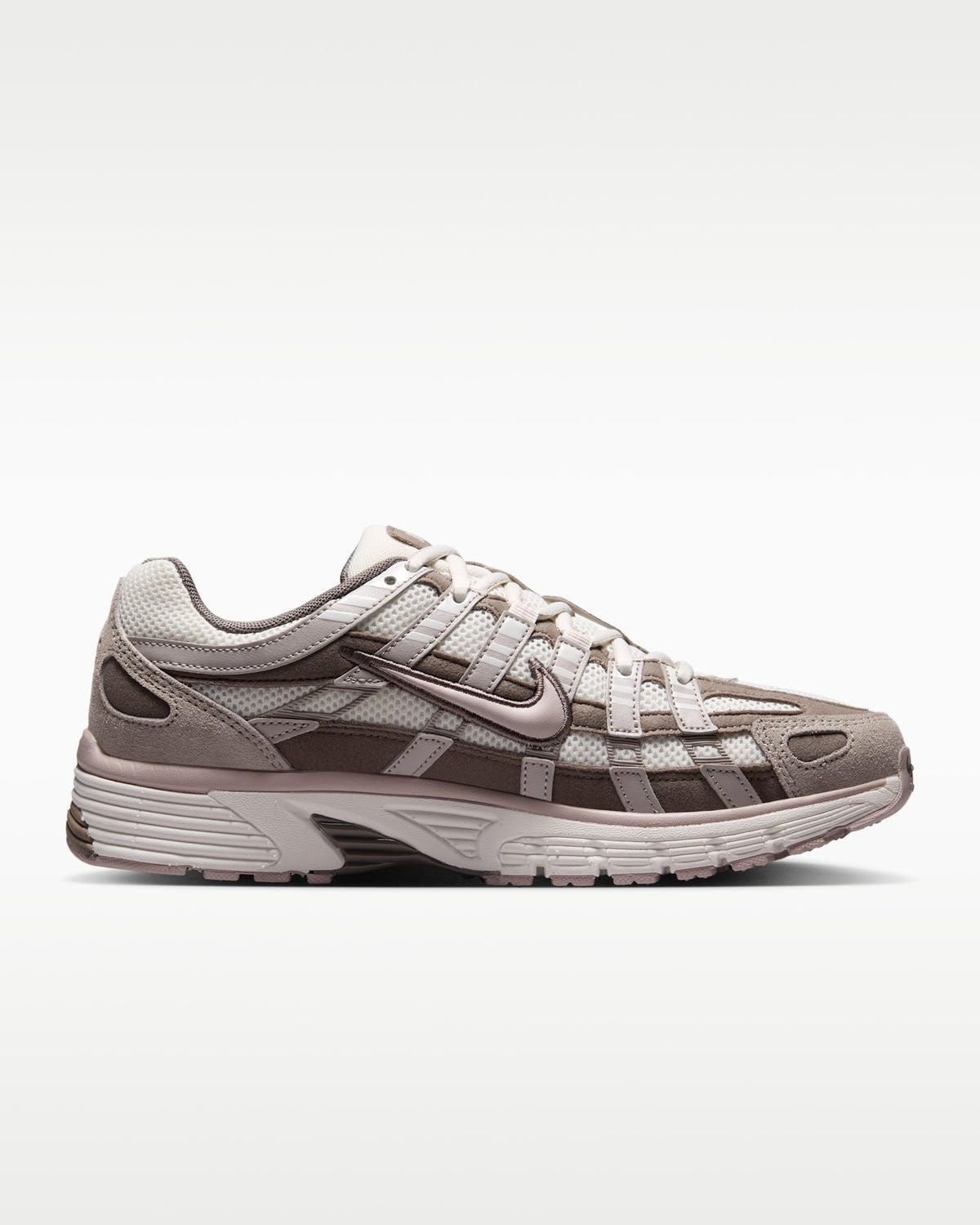 P-6000
Women's Shoes