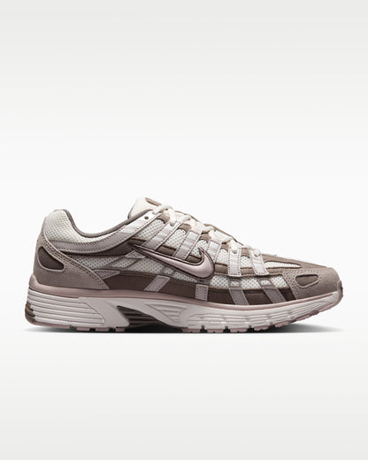 P-6000
Women's Shoes