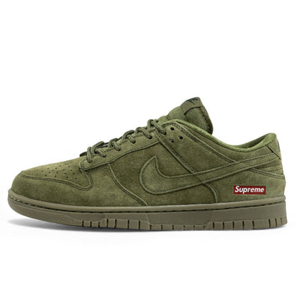 SB Dunk Low x Supreme Khaki