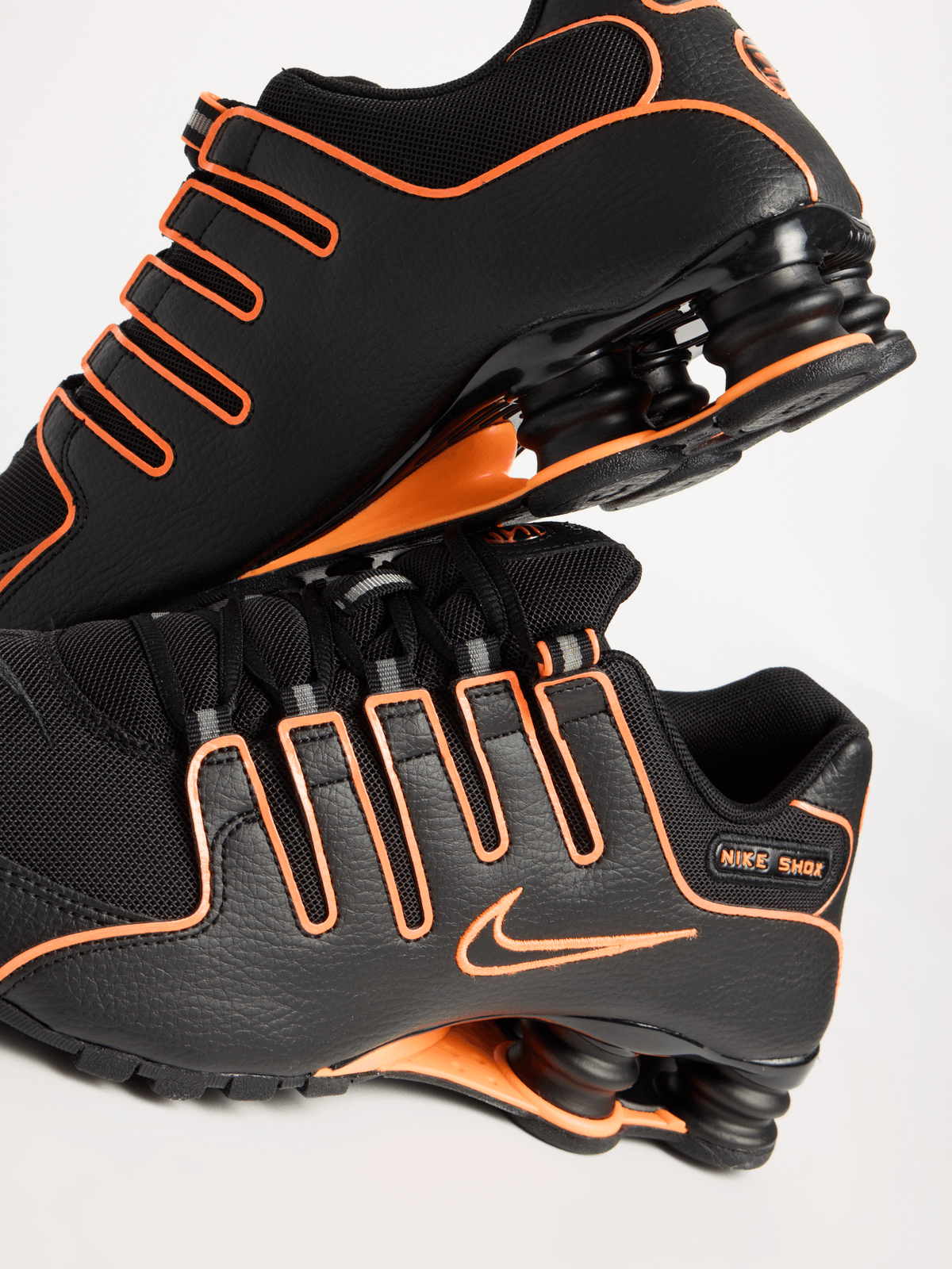 Nike Men's Shox NZ Black/Total Orange Sneaker