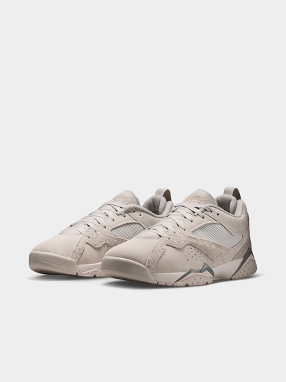 Jordan Men's MVP 92 Light Orewood/Stone Sneaker