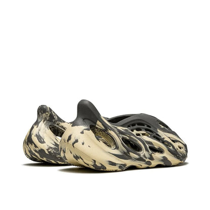 Yeezy Foam Runner - MXT Moon Grey